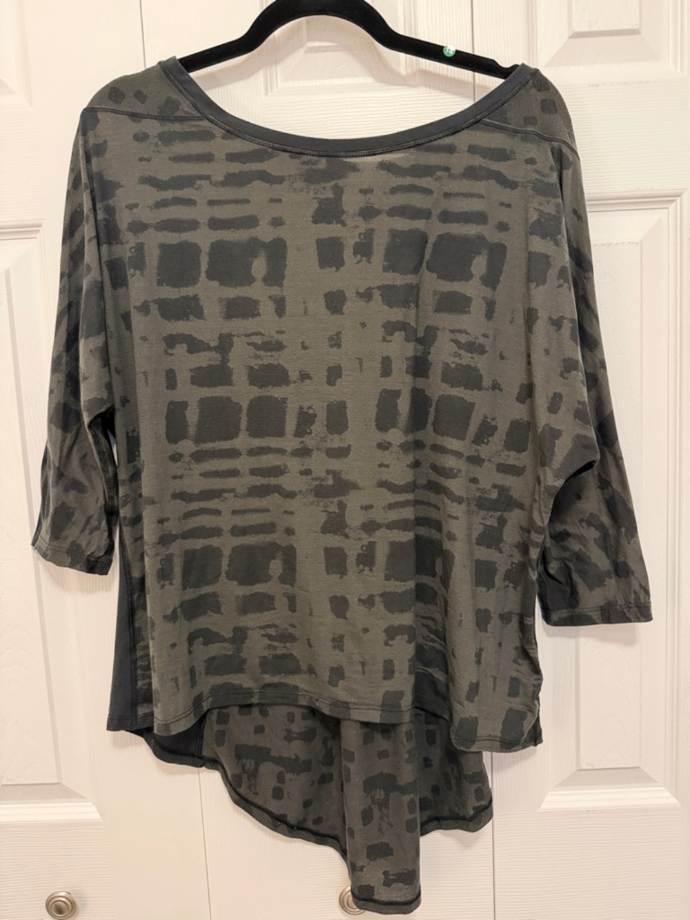 Lululemon Relaxed Women’s Top in Olive Gray